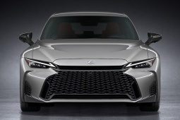 Lexus IS thế hệ mới lộ diện với thiết kế khác biệt