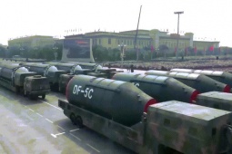 Tên lửa khổng lồ DF-5C của Trung Quốc: Tầm bắn, khả năng tấn công hạt nhân vượt xa nhiều đối thủ