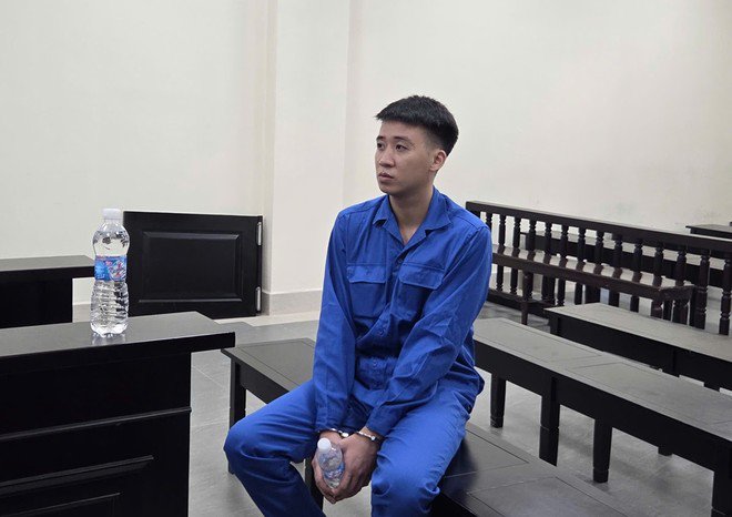 Nguyễn Tiến Quyết bị đưa ra xét xử tại phiên tòa