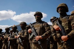 Thế giới - 40.000 quân Ba Lan ra biên giới giữa căng thẳng với Nga và Belarus