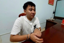 Thanh niên dùng ly thủy tinh ném chết bạn nhậu trong đám giỗ