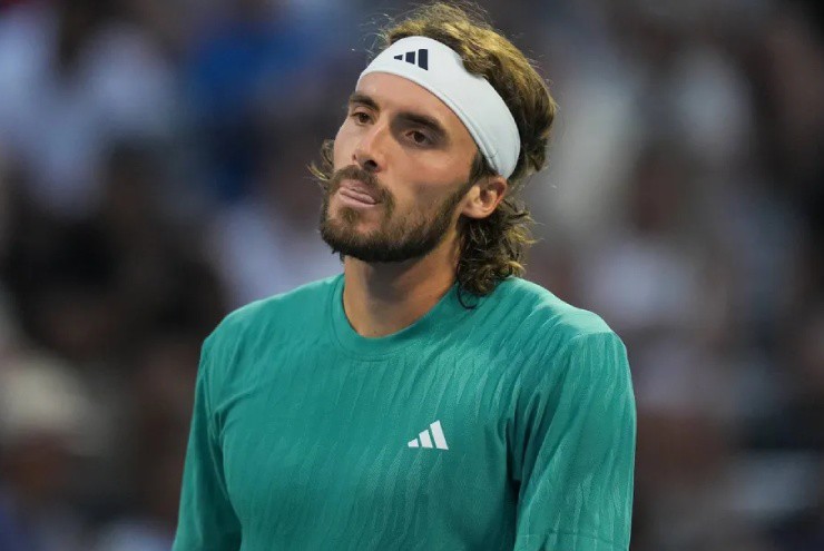 Nóng nhất thể thao tối 12/9: Tsitsipas lí giải quyết định kỳ lạ trên mạng xã hội - 1