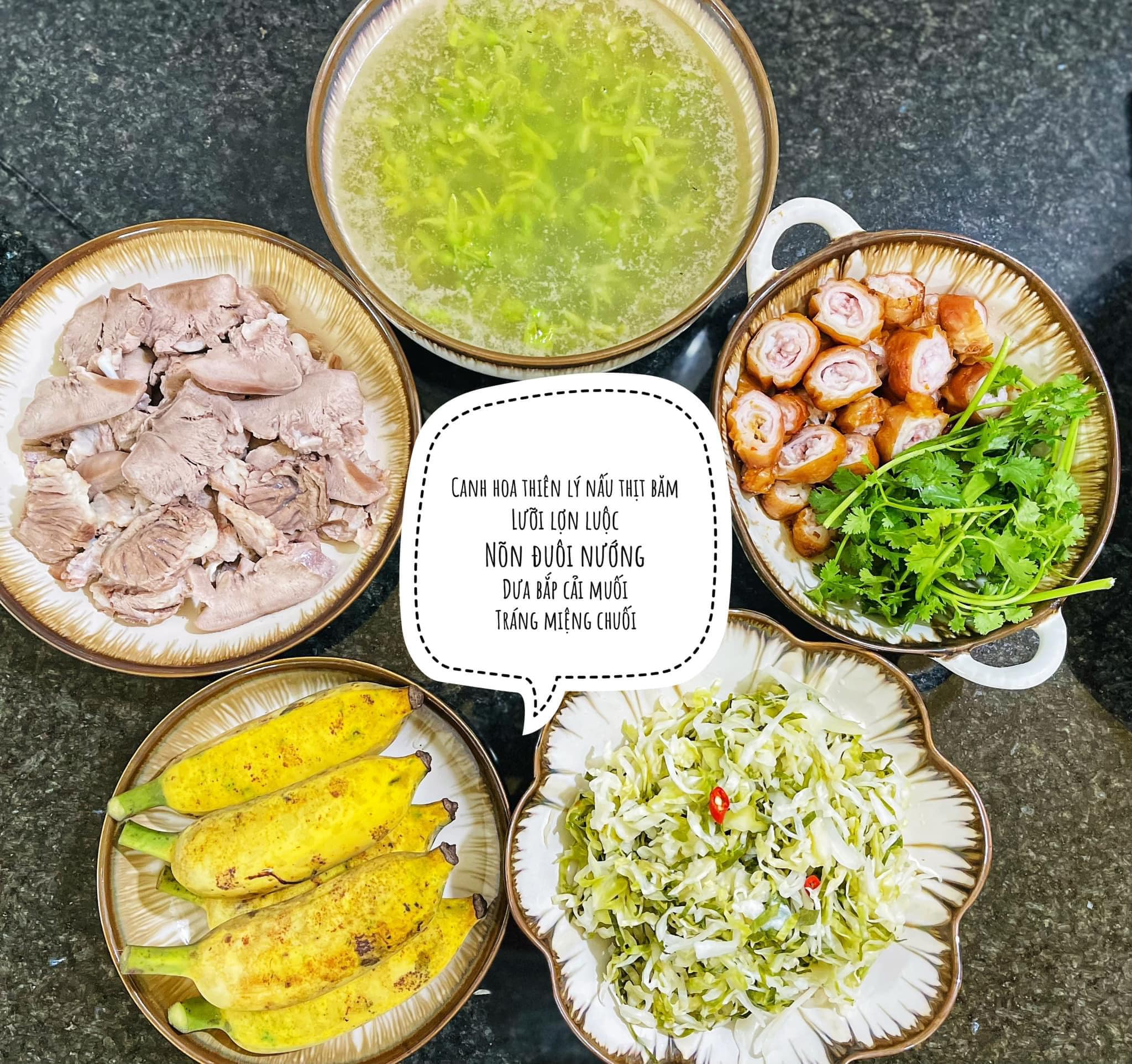 Lưỡi lợn luộc - Khấu đuôi&nbsp;nướng - Canh hoa thiên lý