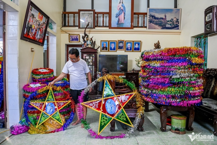 Cảnh khác lạ ở làng làm đèn ông sao nổi tiếng ở Ninh Bình - 2