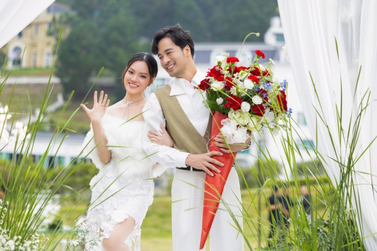 Đoàn Minh Tài cầu hôn bác sĩ kém 16 tuổi - 3
