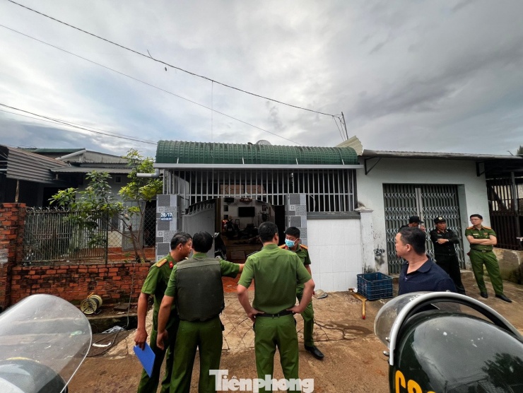 Hiện trường vụ thảm án tại Đắk Lắk khiến 3 người trong gia đình tử vong, một cháu bé bị thương - 6