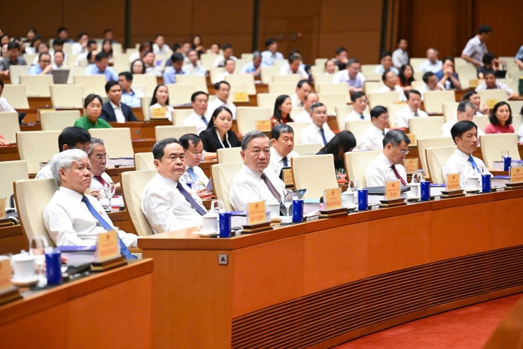 Lãnh đạo Đảng, Nhà nước dự hội nghị. Ảnh: Quốc hội