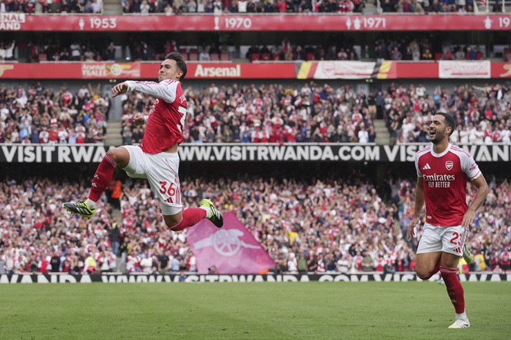 Trực tiếp bóng đá Arsenal - Nottingham Forest: Zubimendi hoàn tất cú đúp (Ngoại hạng Anh) (Hết giờ) - 3