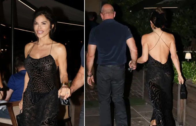 Vợ chồng Jeff Bezos và Lauren Sanchez tình tứ trong buổi hẹn hò ở Pháp tối 23/7. Ảnh: Backgrid