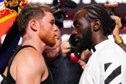 Kinh điển boxing: Canelo chưa đấu Crawford đã nhận 3,2 nghìn tỷ đồng