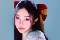 Giải trí - Tình dục hóa thần tượng