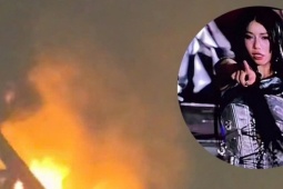 Giải trí - Giàn giáo concert 'Em xinh say hi' gặp sự cố nhỏ khi MC Trấn Thành đang nhiệt tình giao lưu