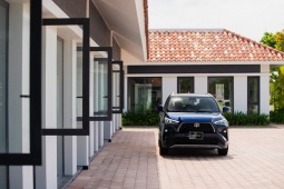 Giá xe Toyota Yaris Cross tháng 9/2025, bản V từ 650 triệu đồng