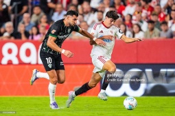 Video bóng đá Sevilla - Elche: Rượt đuổi 4 bàn, áp sát Barca (La Liga)