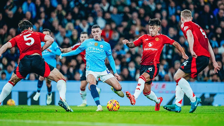 Derby Manchester luôn có sức hút đặc biệt