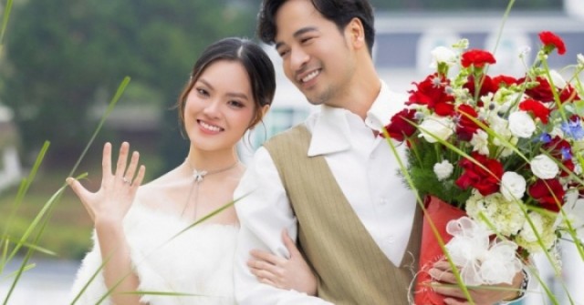 Đoàn Minh Tài cầu hôn bác sĩ kém 16 tuổi
