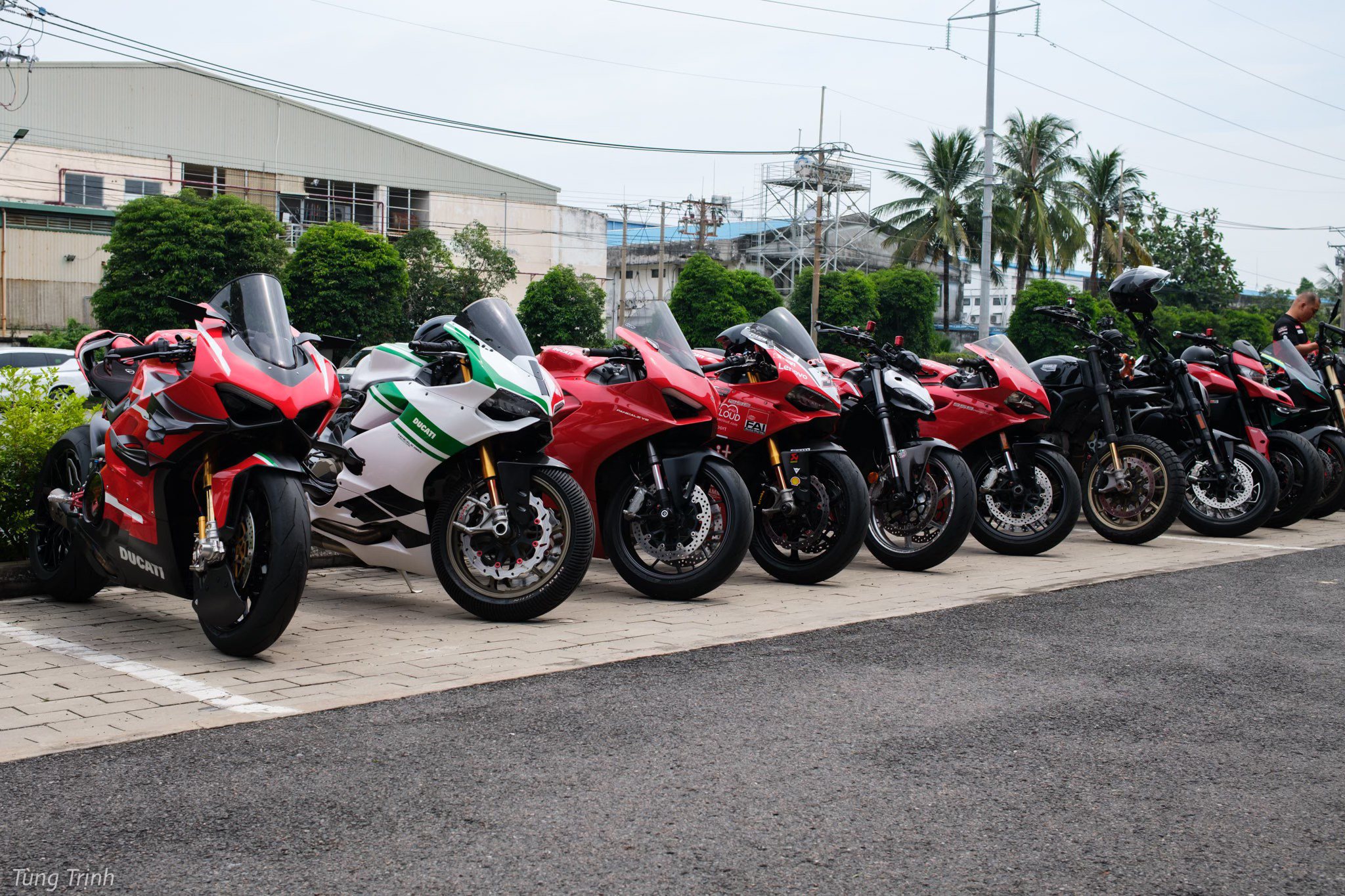 Ducati cập nhật giá cho các dòng xe phân phối tại Việt Nam - 1