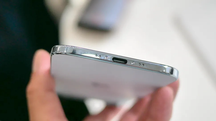 Cổng USB-C iPhone Air không hề có tín hiệu video xuất ra.