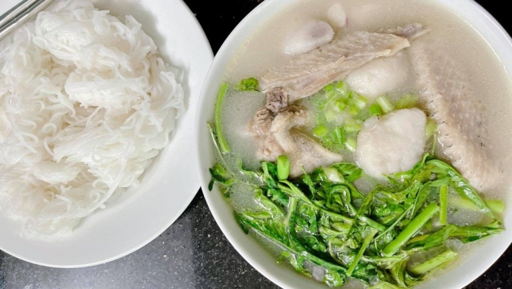 Loại củ rẻ như cho, chứa nhiều tinh bột kháng, hỗ trợ kiểm soát đường huyết hiệu quả, chế biến thành nhiều món ngon - 3