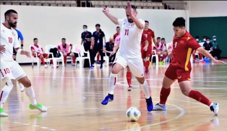 Tuyển Việt Nam cũng "giật" vé World Cup 2021 từ Lebanon qua trận hòa 0-0 và 1-1.