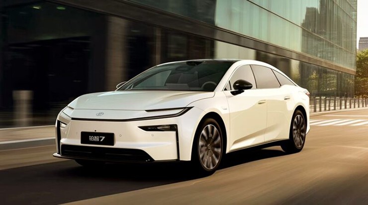 Toyota bZ7 trình làng, sedan thuần điện dài hơn 5 mét - 3