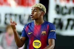 Bóng đá - Yamal nguy cơ lỡ trận mở màn Cúp C1, HLV Flick chỉ trích tuyển Tây Ban Nha