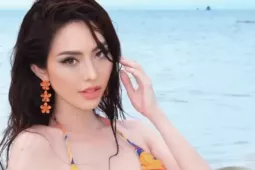 Nữ ca sĩ có 1,3 triệu người theo dõi đăng quang hoa hậu