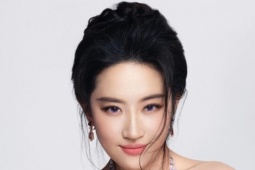 "Thần tiên tỷ tỷ" ở tuổi 38 có lối sống kín đáo, giản dị trong biệt thự xa hoa 16.700m2