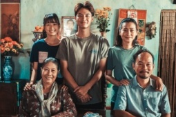 "Lật mặt 8" vươn ra 4 châu lục