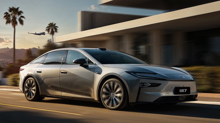 Toyota bZ7 trình làng, sedan thuần điện dài hơn 5 mét - 8