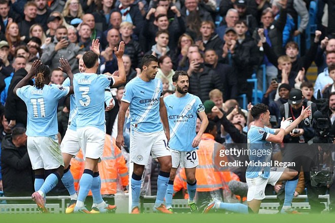 Trực tiếp bóng đá Man City - MU: "Quỷ đỏ" bỏ lỡ nhiều cơ hội (Ngoại hạng Anh) (Hết giờ) - 2