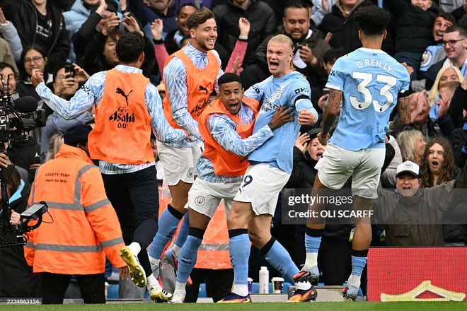 Trực tiếp bóng đá Man City - MU: "Quỷ đỏ" bỏ lỡ nhiều cơ hội (Ngoại hạng Anh) (Hết giờ) - 3