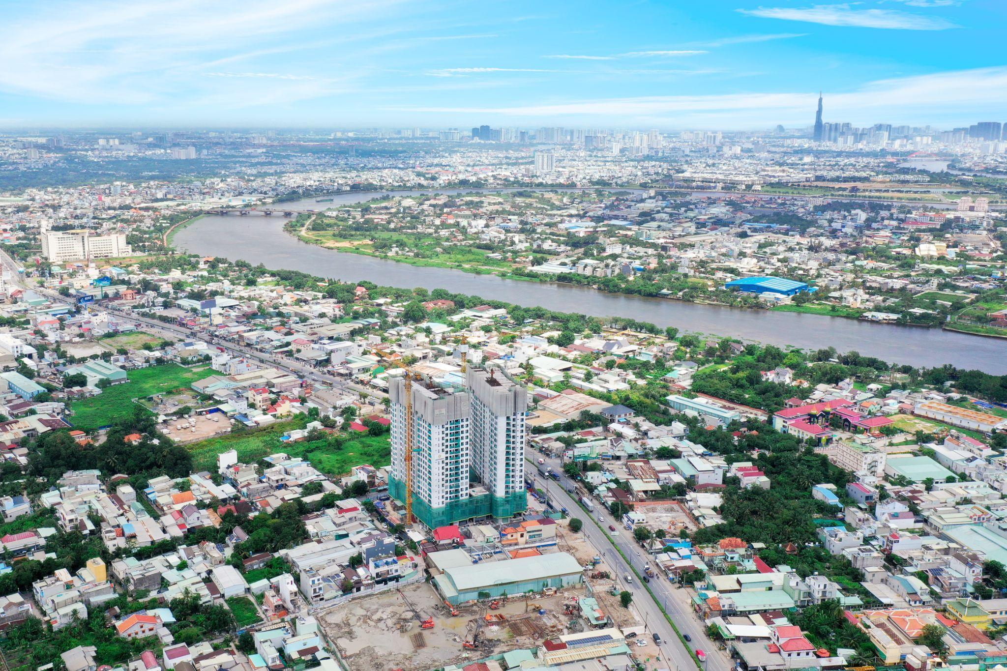 Sở hữu vị trí độc tôn cùng chính thanh toán ưu việt: chỉ cần thanh toán 6,8% ký HĐMB; 20% đến khi nhận sổ; ngân hàng cho vay 80%, ân hạn gốc đến khi nhận nhà và hỗ trợ lãi suất đến 5 năm; cashback ngay 22% khi thanh toán nhanh và miễn 12 tháng phí quản lý… The Emerald 68 giúp khách hàng tự tin sở hữu tổ ấm trong mơ.