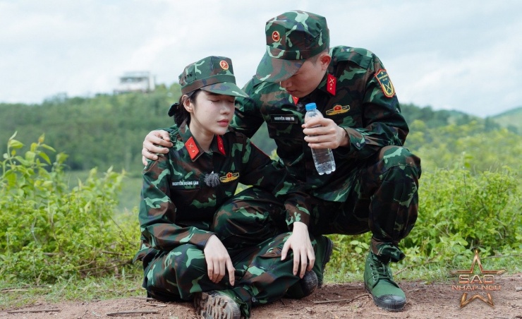 Em Xinh Say Hi: Anh Tú hóa chú rể bên LyLy, lộ dấu hiệu "mong sớm về một nhà" - 5