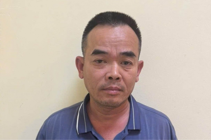 Tài xế Long.