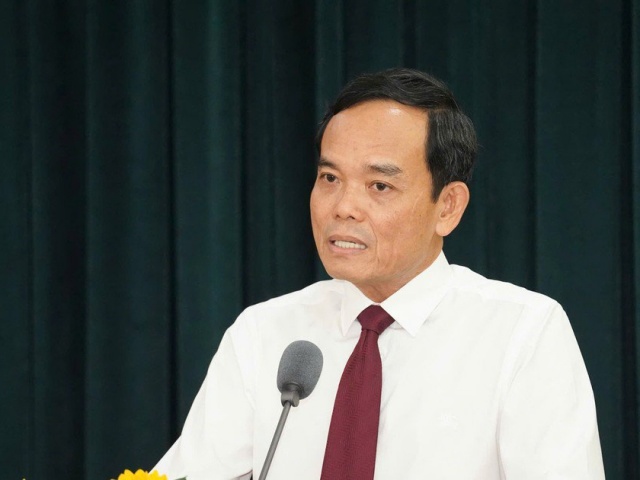 Bí thư TP.HCM hỏi Sở GD&ĐT về việc học thứ Bảy sau khi nhận tin nhắn của phụ huynh