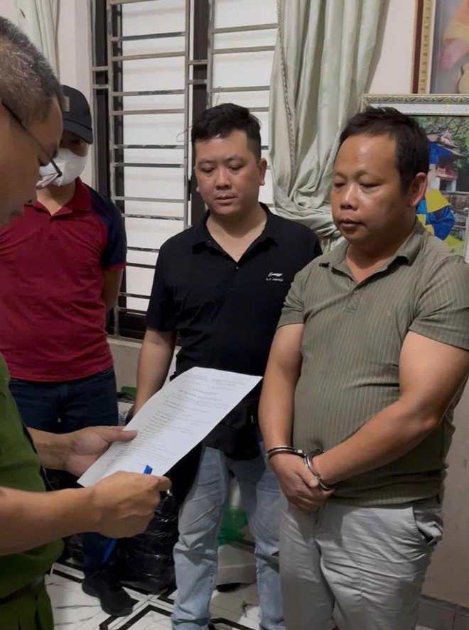 Bắt quả tang 2 cặp mua bán dâm ngay trong quán Karaoke 88 ở Tam Đảo - 1