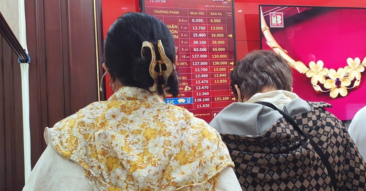 Giá vàng chiều 15/9: Đảo chiều tăng, một số ngư...