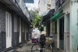 Kinh doanh - Cầm 5 tỉ đồng vẫn khó mua nhà đất ở TP HCM