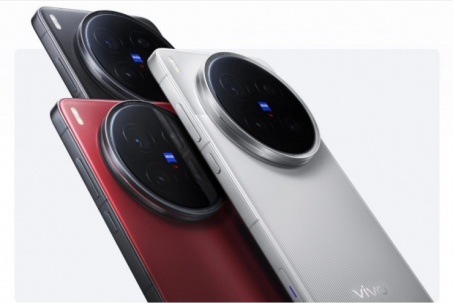 Vivo X300 sẽ cạnh tranh iPhone 17 với tính năng chia sẻ tệp cùng máy...