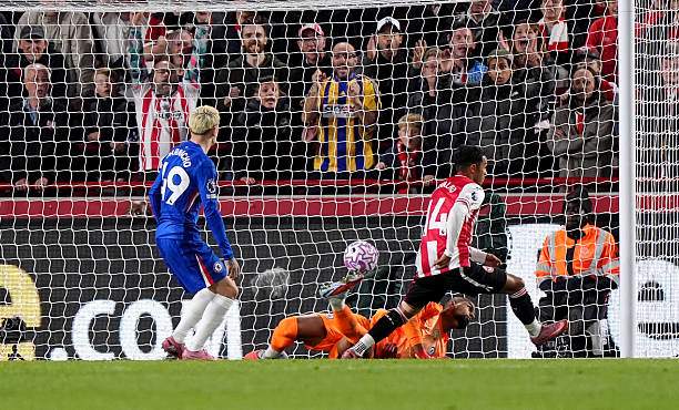 Brentford vừa cầm hòa Chelsea, và 2 đội này sẽ là đối thủ của MU ở 2 vòng Premier League tới