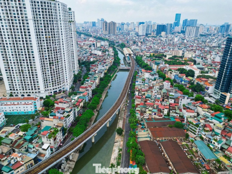 Hiện trạng sông Tô Lịch trước khi hóa công viên xanh - 13