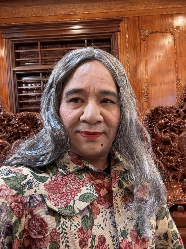 NSƯT Quang Tèo đăng hình ảnh khác lạ khi nhập vai vào nhân vật mới. 