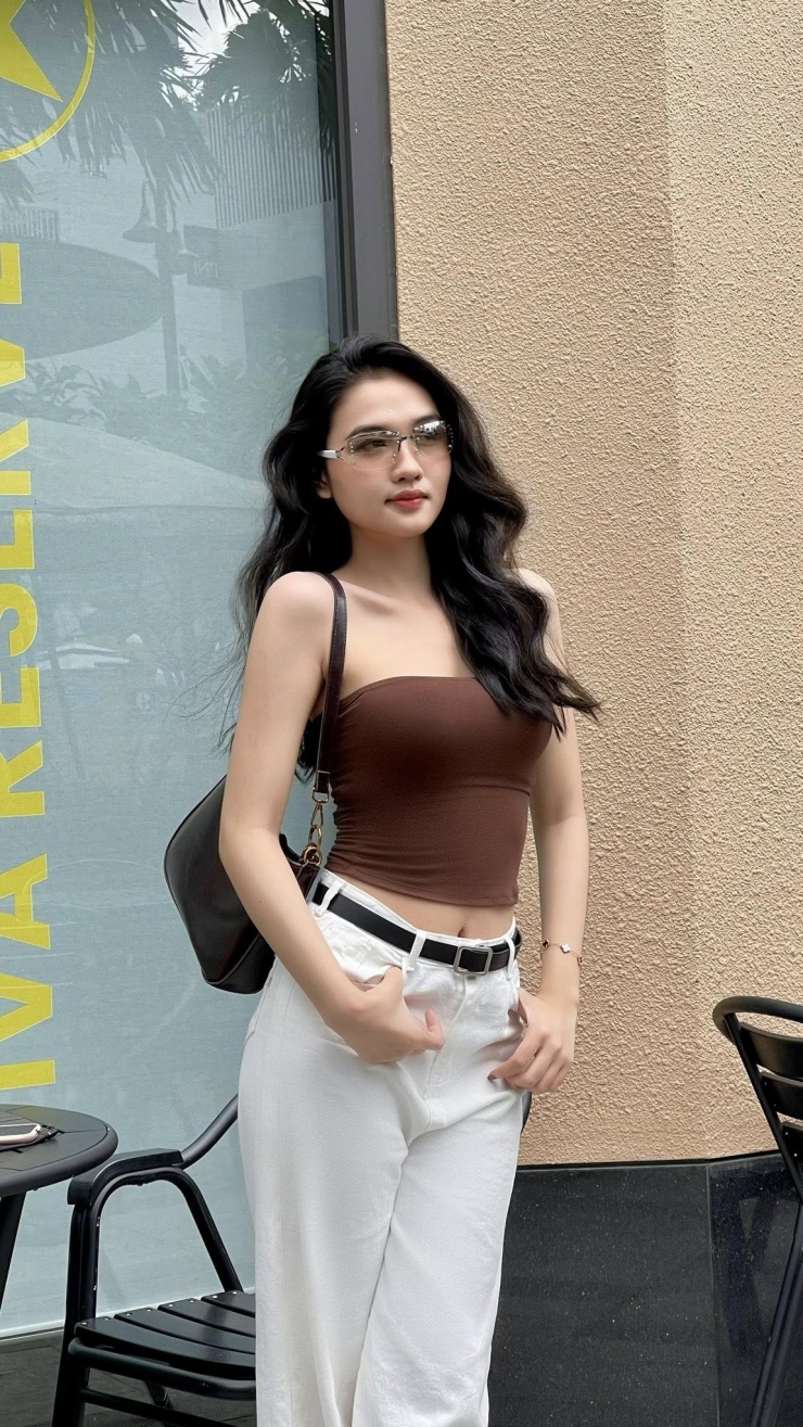 Thu Ngân không chỉ là người đẹp có ngoại hình nổi bật mà còn là hình mẫu về sự nỗ lực, trí tuệ và bản lĩnh. Cô hứa hẹn góp phần tỏa sáng và truyền cảm hứng cho thế hệ trẻ trong hành trình vươn ra thế giới.