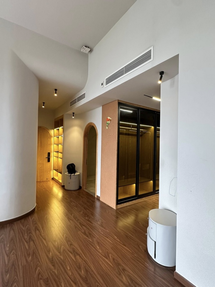 Penthouse 16 tỷ đồng bị bỏ trống khi Diễm Châu ra Đà Nẵng sống - 6
