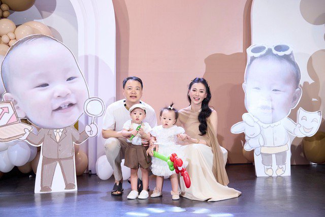 Phương Oanh kể, khi nhận vai diễn trong phim "Gió ngang khoảng trời xanh", Shark Bình đã rất vui. "Anh ấy sướng lắm vì tôi dịu dàng hơn khi được Mỹ Anh "nhập" (vai diễn trong phim). Mỗi lần thấy tôi về nhà trong tạo hình dịu dàng, đằm thắm, anh ấy đều nói: "Ước gì em lúc nào cũng dịu dàng như thế". Phim chưa quay nhưng anh ấy đã hay bảo: "Bao giờ xem phim chắc buồn cười lắm nhỉ vì em ở ngoài đời khác Mỹ Anh lắm", Phương Oanh phấn khởi khoe.