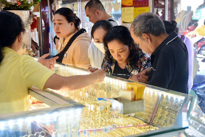 Đánh thuế giao dịch vàng - 1