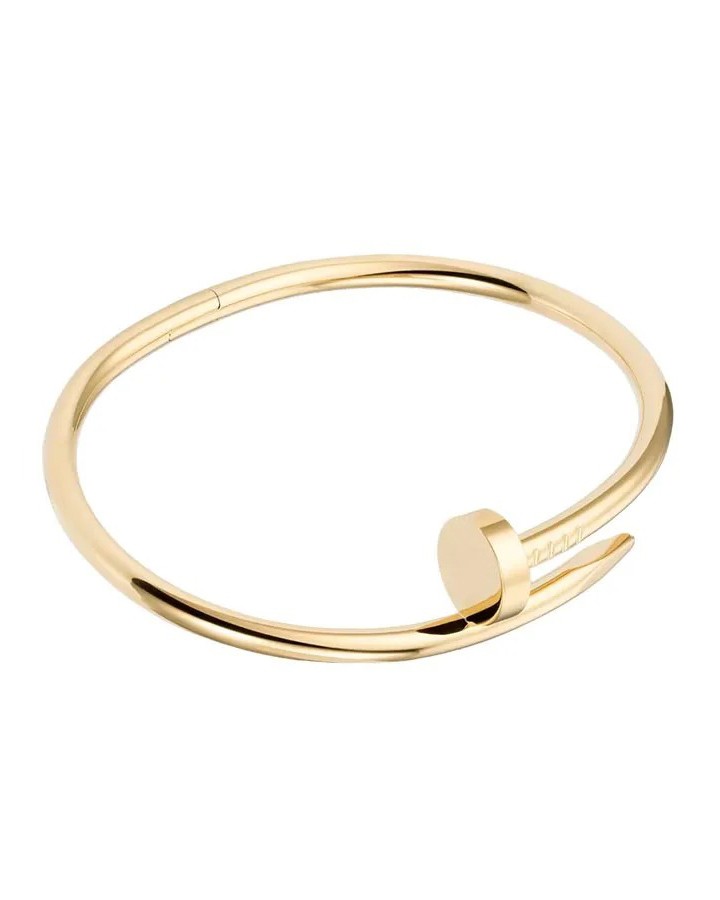 Vòng tay Cariter Juste En Clou giá 3.800 USD (khoảng 100 triệu đồng) là thiết kế đơn giản nhưng sang chảnh, được nhiều 'nàng dâu hào môn' ưa chuộng và Đỗ Thị Hà không ngoại lệ.