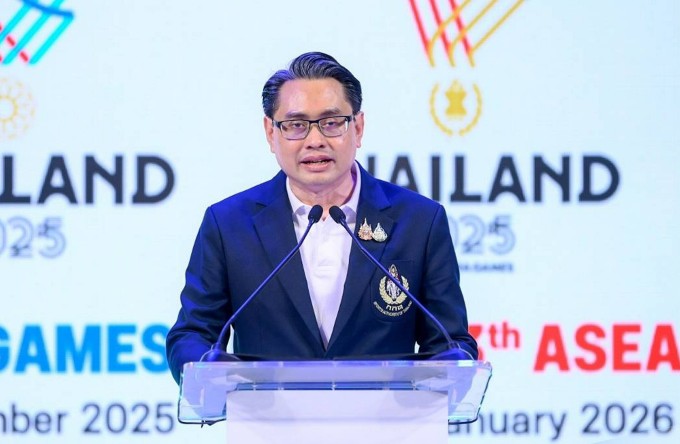 Cục trưởng Cục Thể thao Thái Lan Kongsak Yodmanee phát biểu tại lễ đếm ngược 90 ngày đến SEA Games 33, tại Bangkok, Thái Lan ngày 9/9/2025. Ảnh: SEA Games Thailand 2025