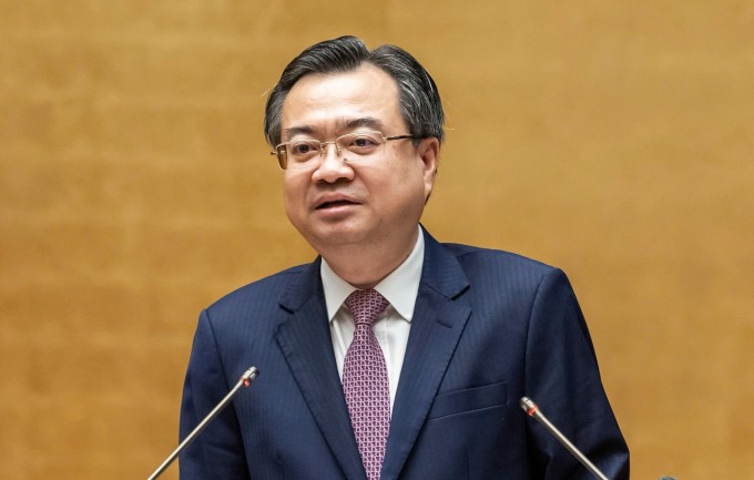 Ông Nguyễn Thanh Nghị - Trưởng Ban Chính sách, chiến lược Trung ương trình bày chuyên đề Nghị quyết 70 tại hội nghị, ngày 16/9. Ảnh: Hoàng Phong